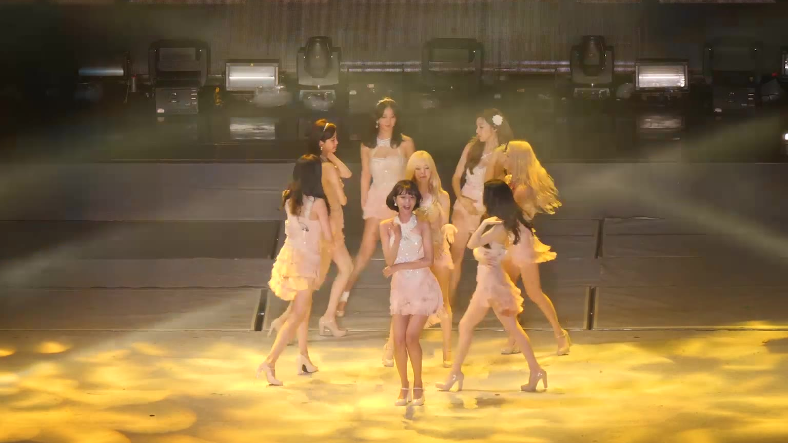 女神热舞 SNSD -狮心